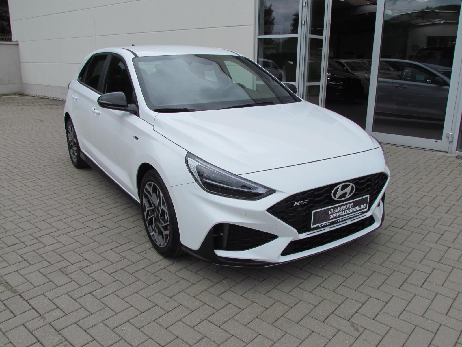 Hyundai i30 1.6 T-GDi 7-DCT N-Line LED, PDC, Navi
