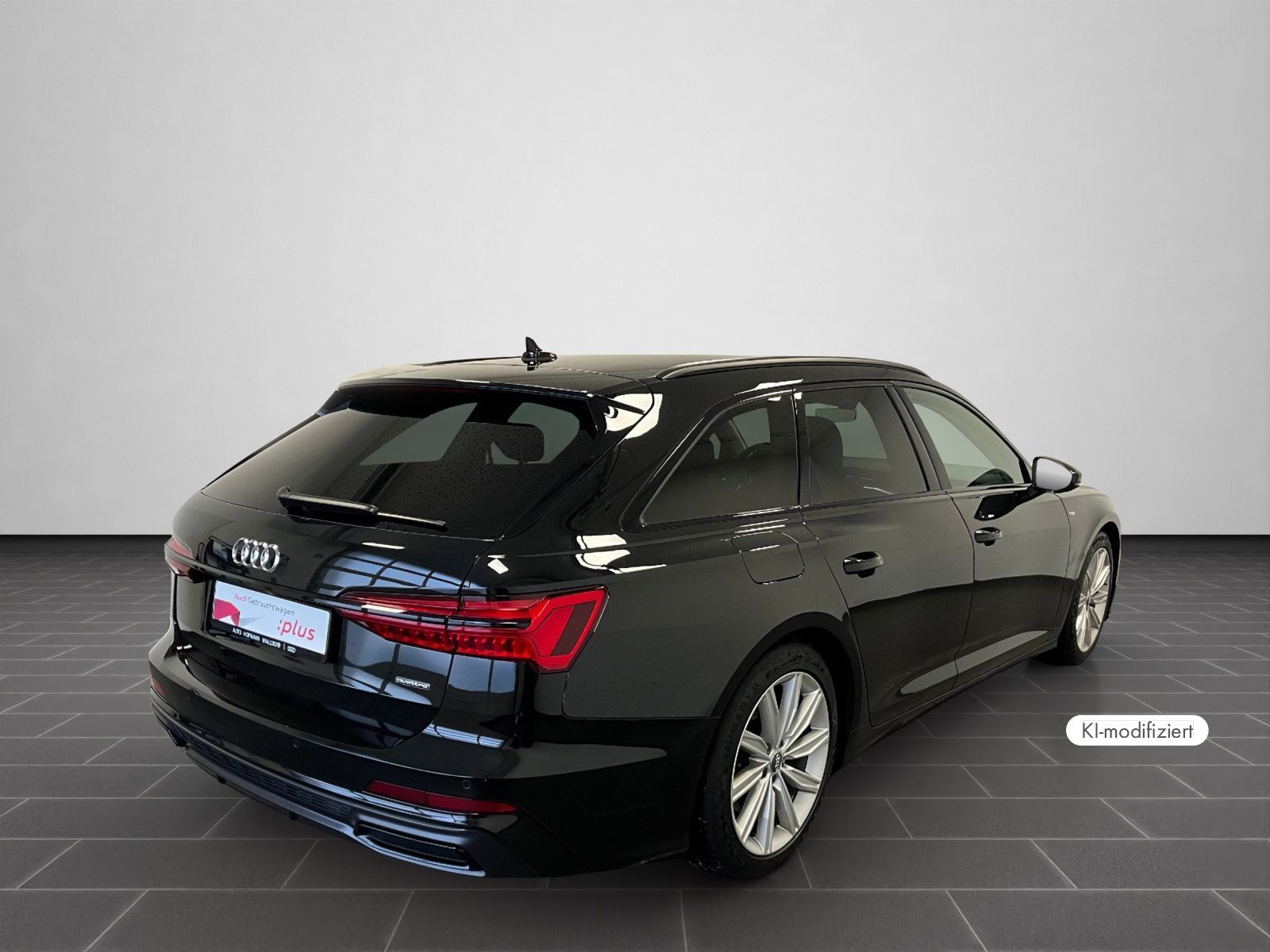 Audi A6 Avant Sport S Line 55 TFSI e quattro S tronic imagem 2