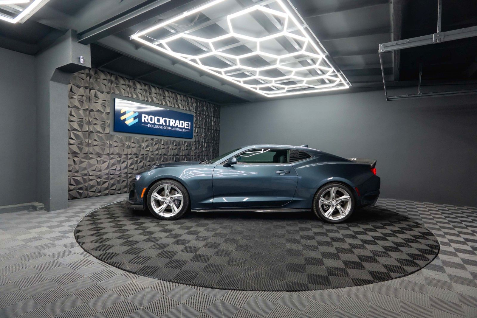 Fahrzeugabbildung Chevrolet Camaro 6.2 SS Coupe ZL1 Performance *6 Gang*LED*