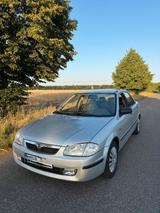 Mazda     323 - gebrauchte Mazda 323 aus dem Jahr 1999