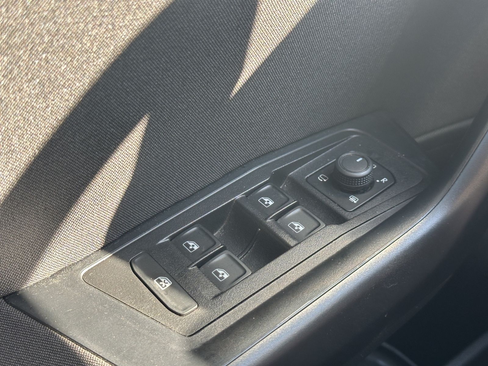 Volkswagen T-Roc *Carplay*LED*VirtualCockpit*GARANTIE foto 20