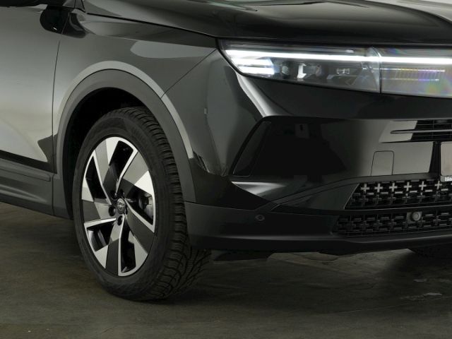 Grandland B GS HYBRID eDCT+LED PIXEL MATRIX+NAVI