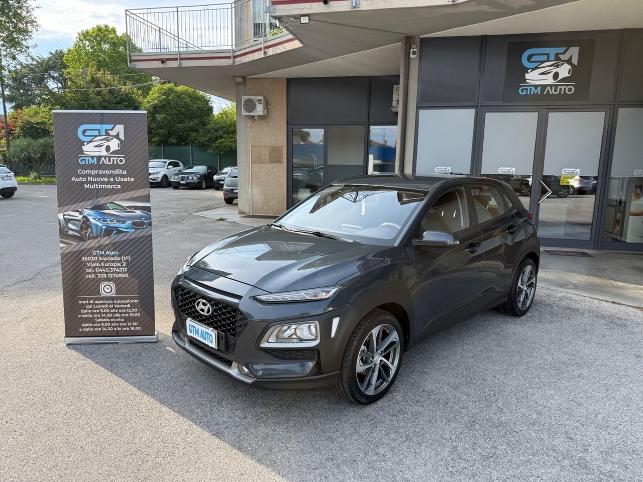 HYUNDAI Kona