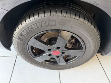 Volkswagen Golf - 10