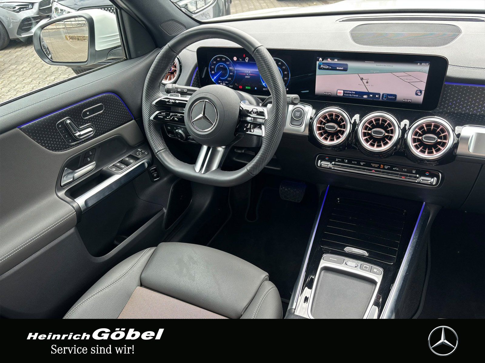 Fahrzeugabbildung Mercedes-Benz EQB 250+ ELECTRIC ART*MEMORY*APPLE CAR-PLAY*TOTW