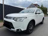Mitsubishi Outlander 2.2*4WD*7 Sitzer*Alu ... - Mitsubishi Outlander in Hannover