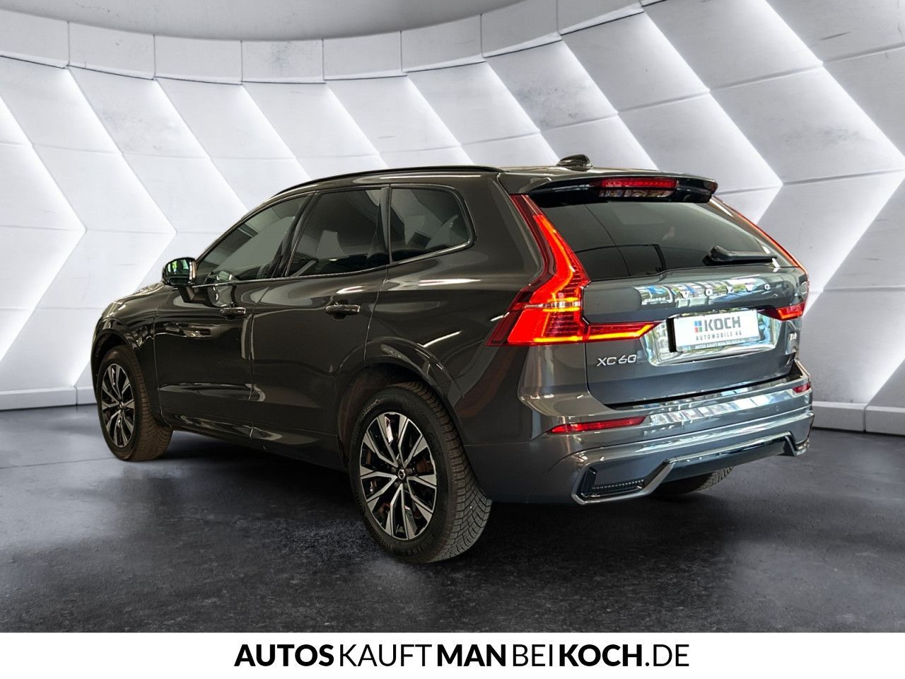 Volvo XC60 B4 B Plus Dark NAVI ACC BLIS H&K V-LED AHK foto 4
