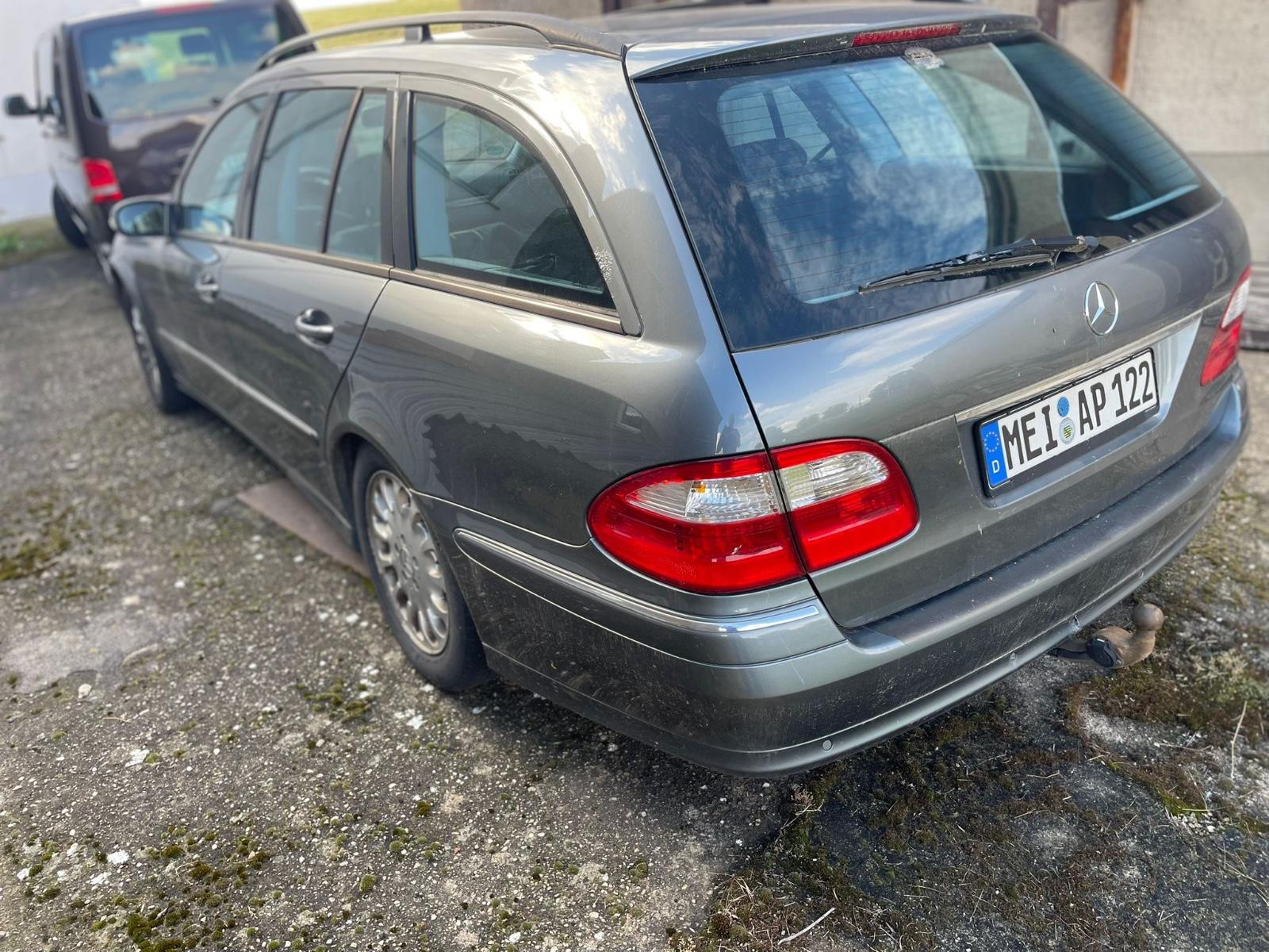 Mercedes-Benz E 220 E -Klasse T-Modell E 220 T CDI