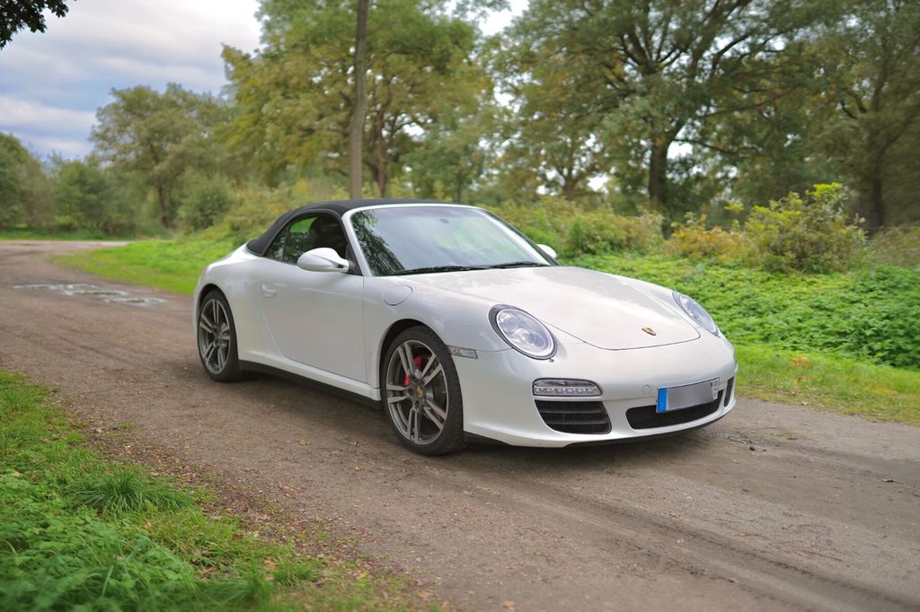 PORSCHE 997 2011