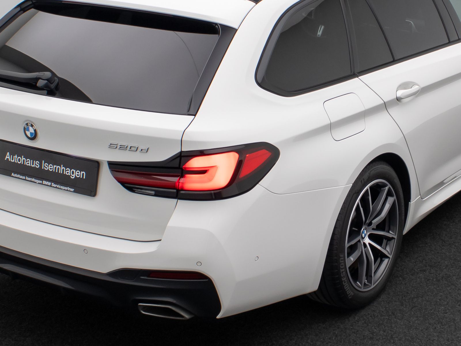 Fahrzeugabbildung BMW 520d M Sport DAB Alarm PDC Geschwindigreg Leder
