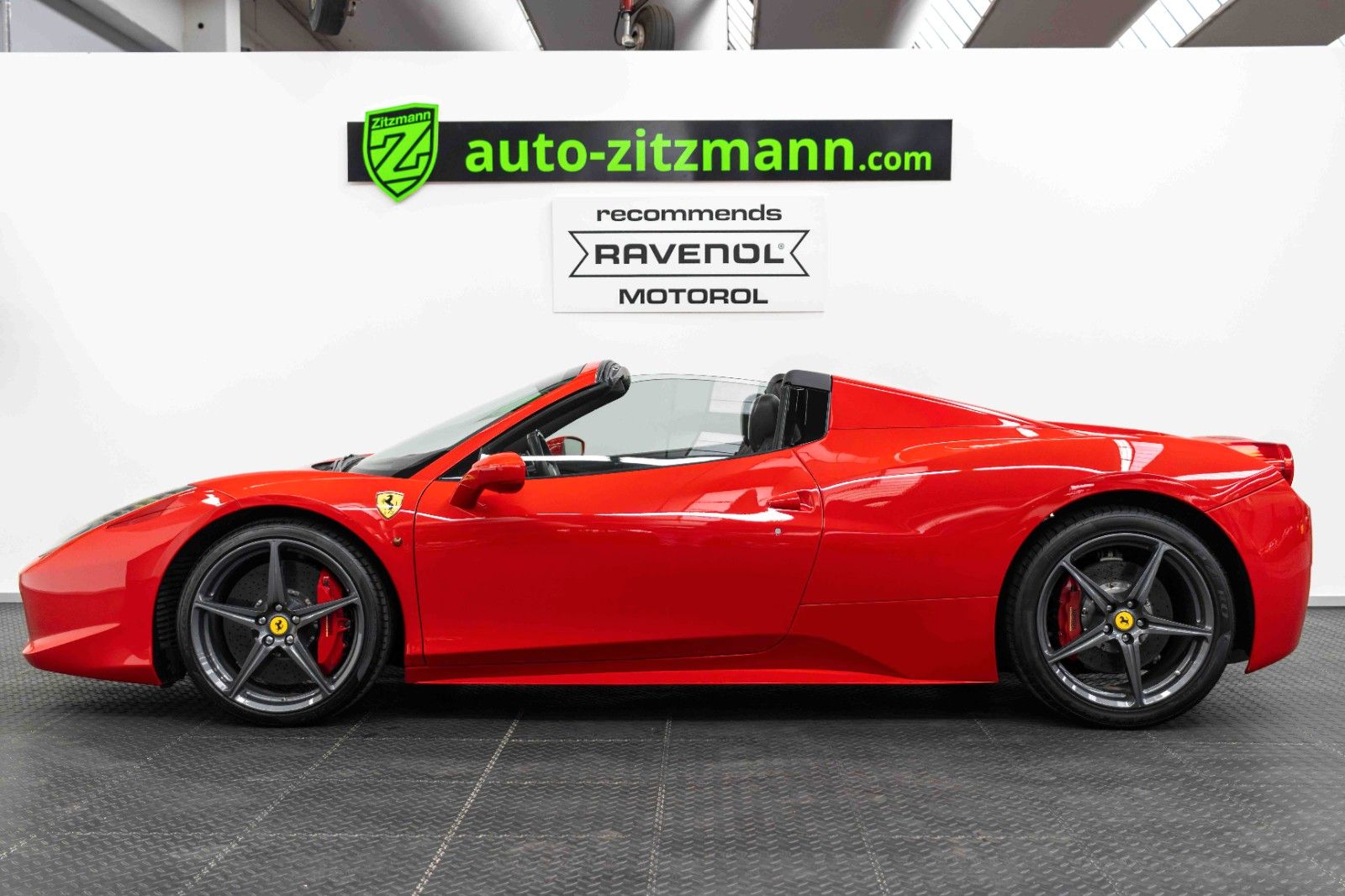 Fahrzeugabbildung Ferrari 458 Spider/LIFT/CARBON/2.HAND/DEUTSCH/