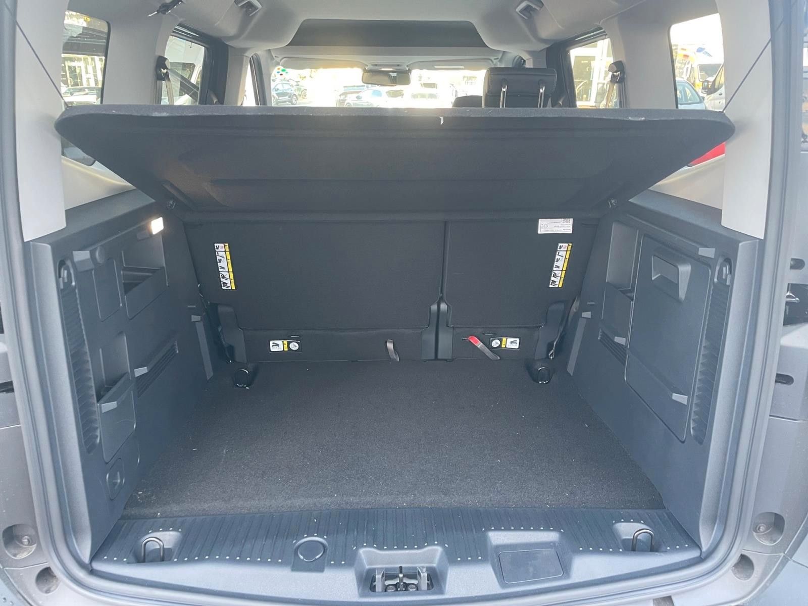 Ford Tourneo Courier - Bild 12