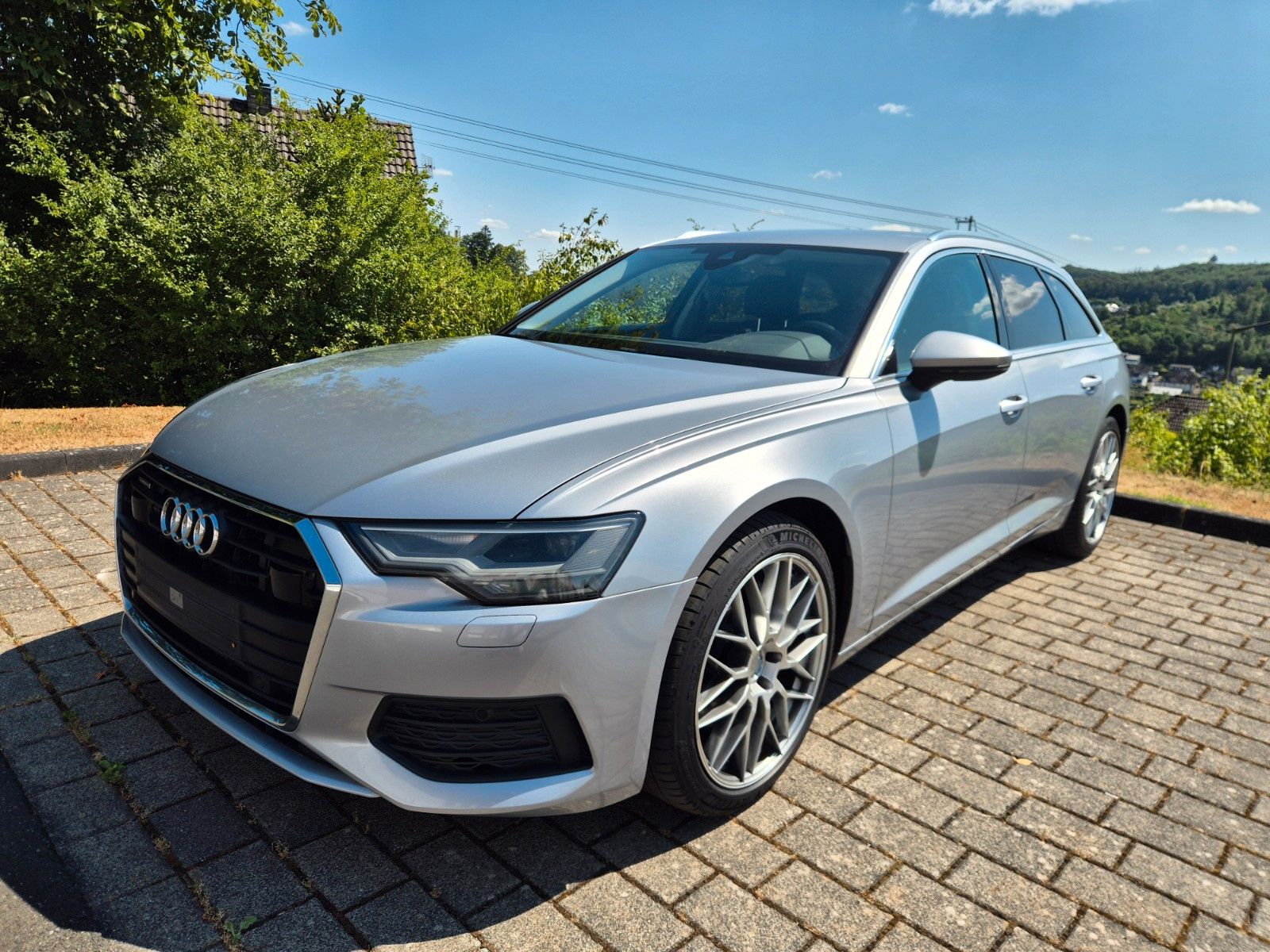 Audi A6 - 1