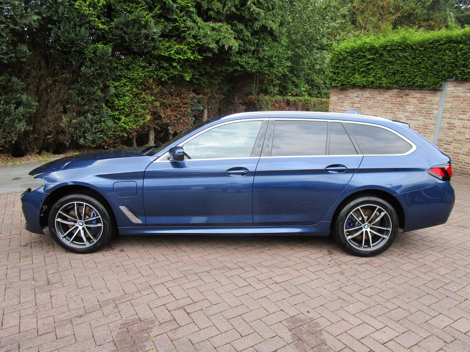 BMW 530 Baureihe 5 Touring 530 e xDrive M Sport 2021