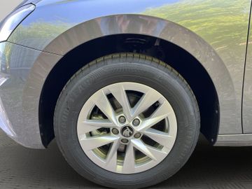 Skoda Fabia - 8