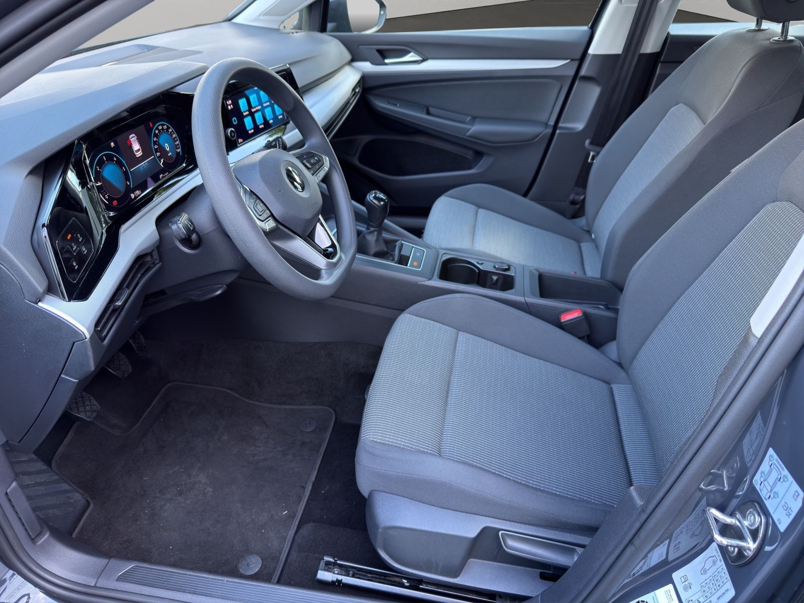 Volkswagen Golf - Bild 9