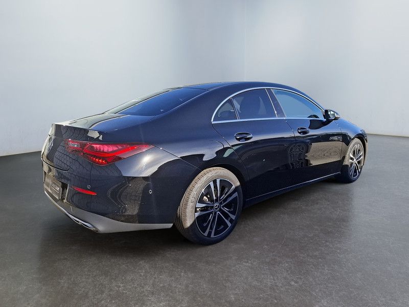 Mercedes-Benz CLA 180 Coupé , PROGRESSIVE DISTR KAMERA SPUR imagem 3