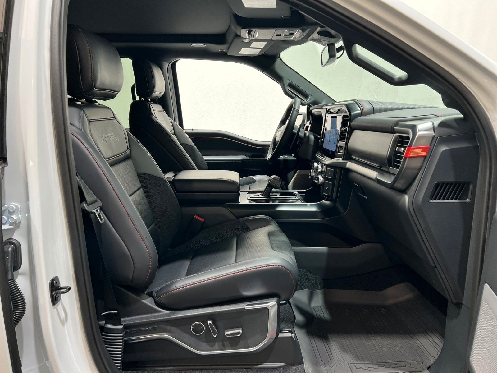 Fahrzeugabbildung Ford F-150 RAPTOR  EcoBoost®  3.5L V6 *MY25*