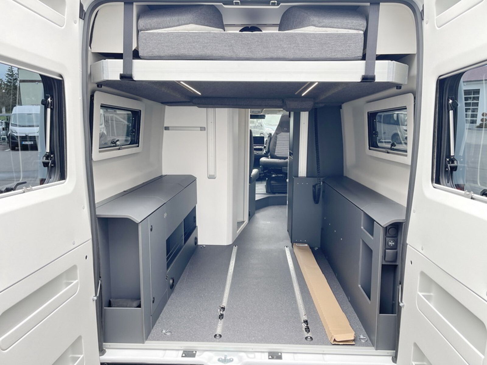 Fahrzeugabbildung Adria Twin Edition 640 SGX Windschutzscheibe beheizt