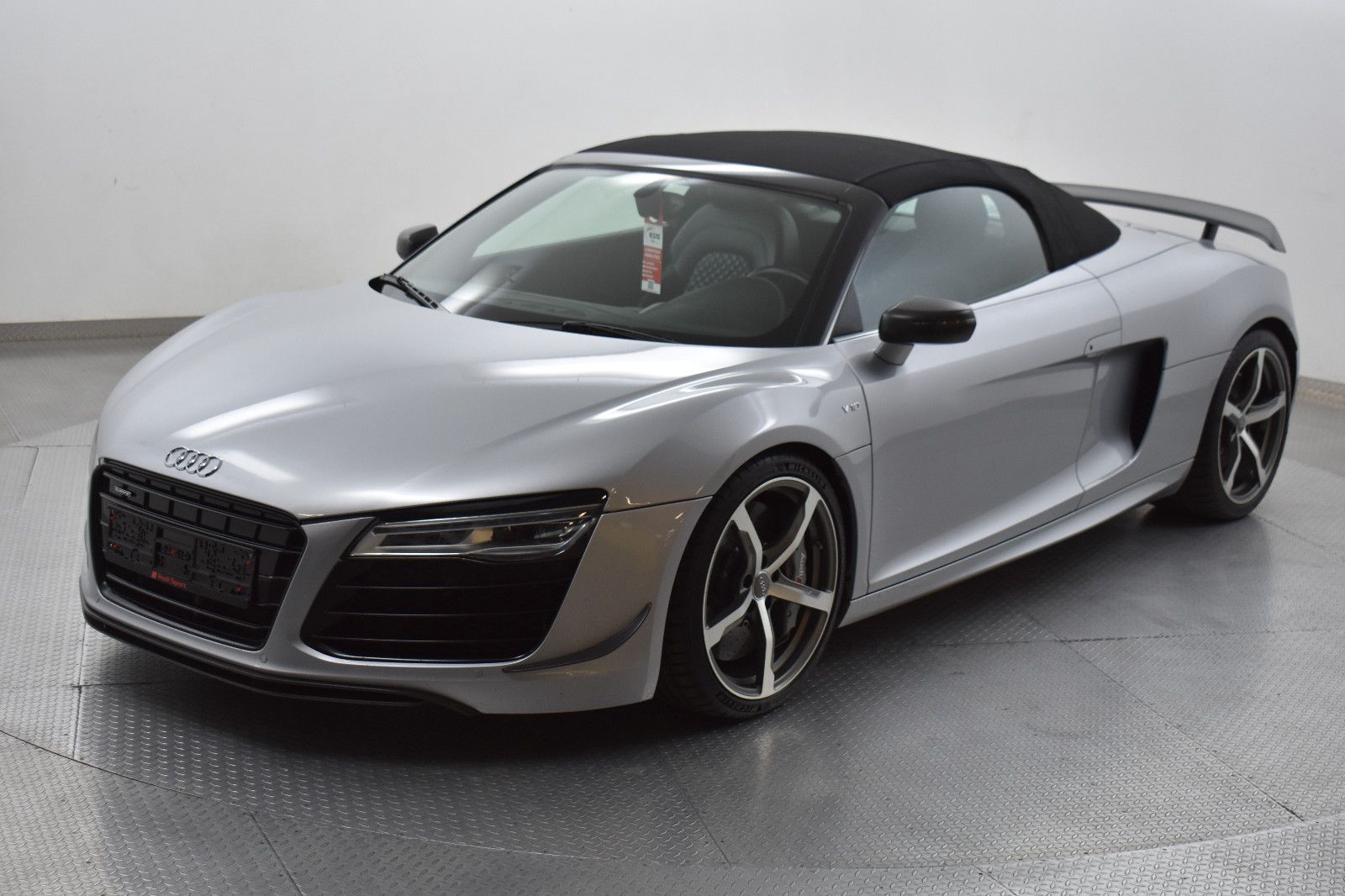 AUDI R8 Spyder V10 5.2FSI quatt LMited Edition 04/30 - Image 4