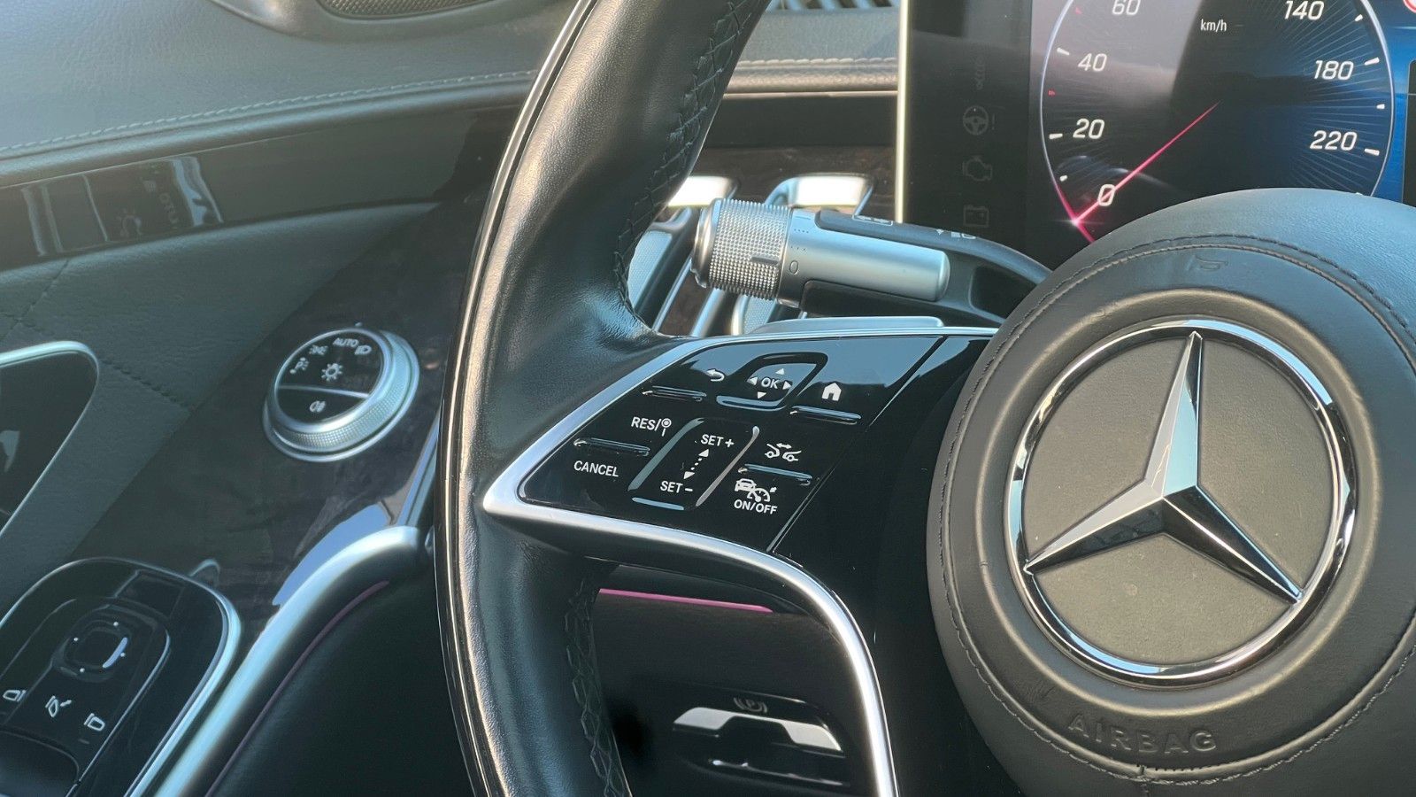 Fahrzeugabbildung Mercedes-Benz S500 4Matic Lang*AMG*LUFT