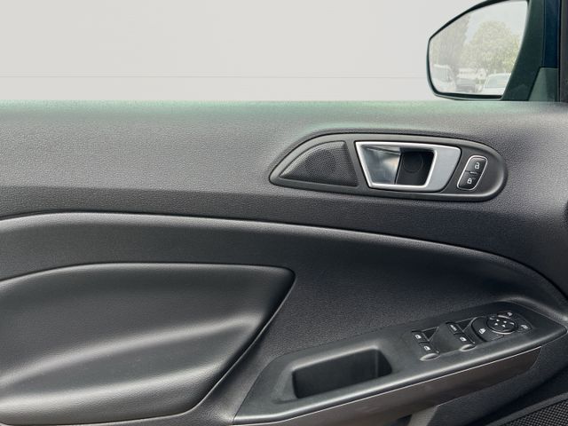 Ford EcoSport Cool&Connect LED+DAB+ AppleCarPlay+Temp