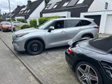 Toyota Highlander XLE 7-Sitzer - Toyota Highlander: Geländewagen