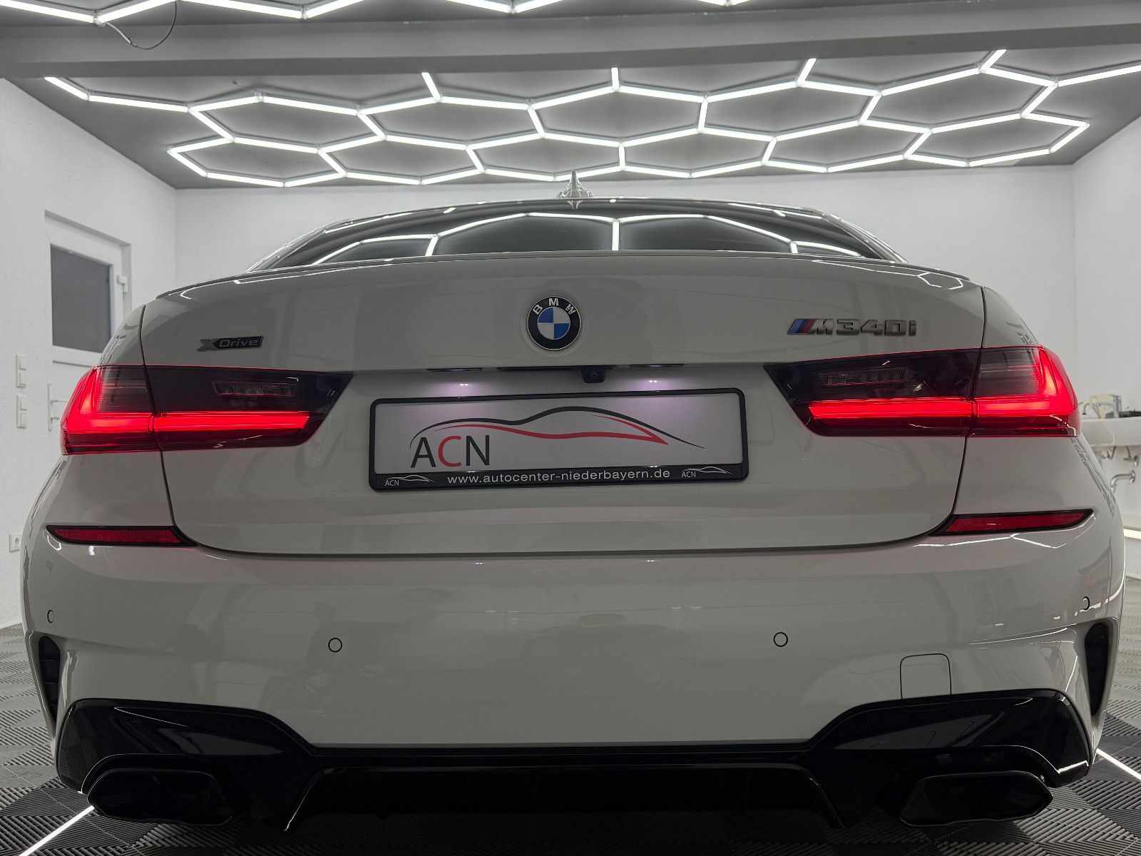 Fahrzeugabbildung BMW M340 i xDrive Lim./KAMERA/HuD/LASER/ACC/DE FZG