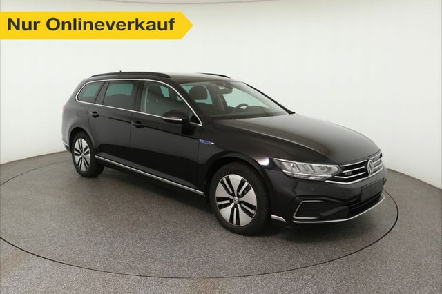 Volkswagen Passat Variant 1.4 TSI GTE NAVI+LED+ACC+RFK+SHZ+