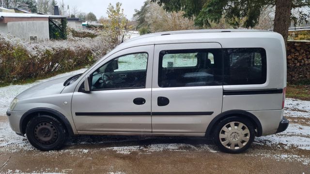 Opel Combo  cng abgemeldet zum 6.12  abzuh...