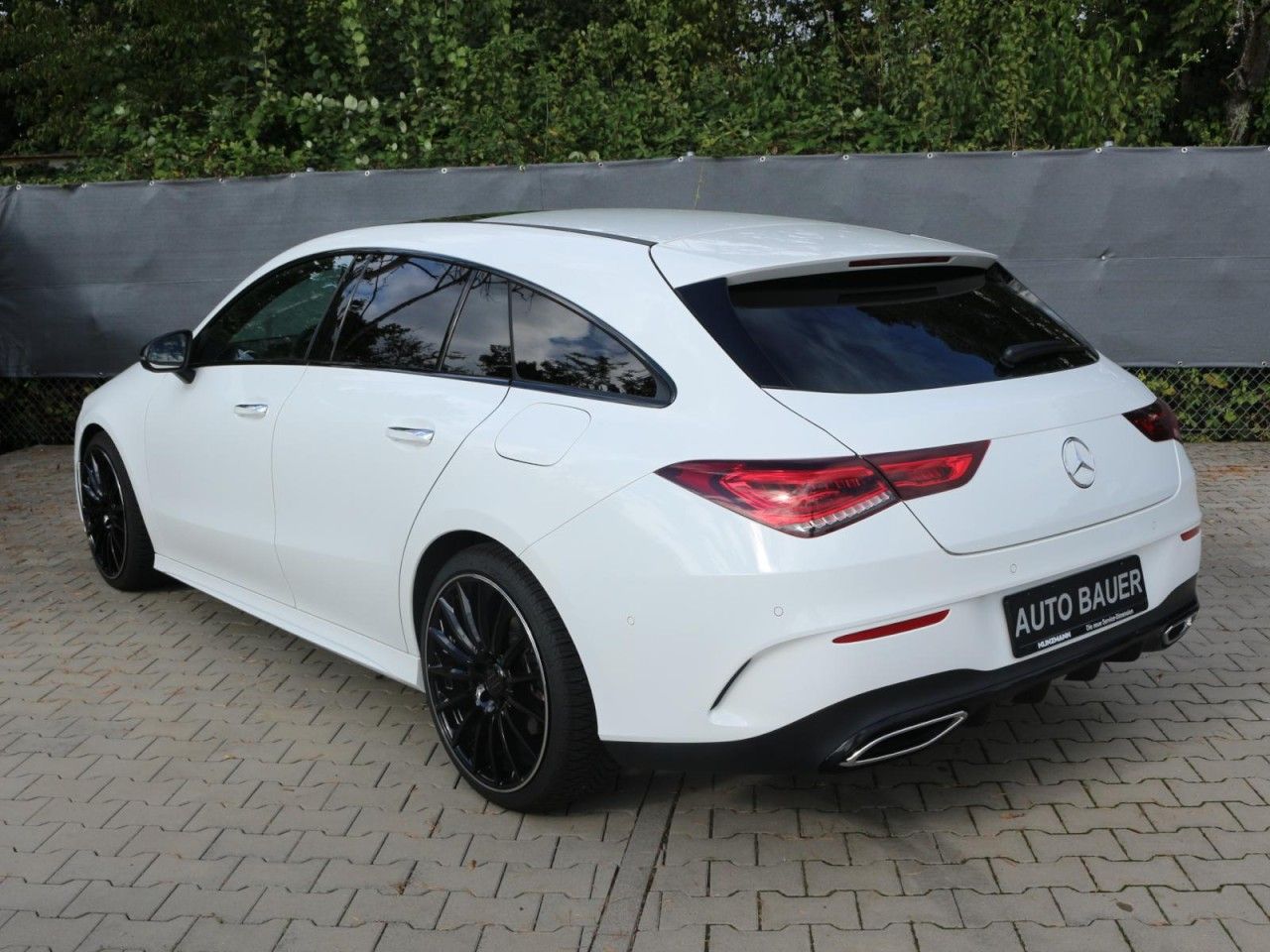 Fahrzeugabbildung Mercedes-Benz CLA 200 Shooting Brake AMG Line *MB Gar. 07/26*