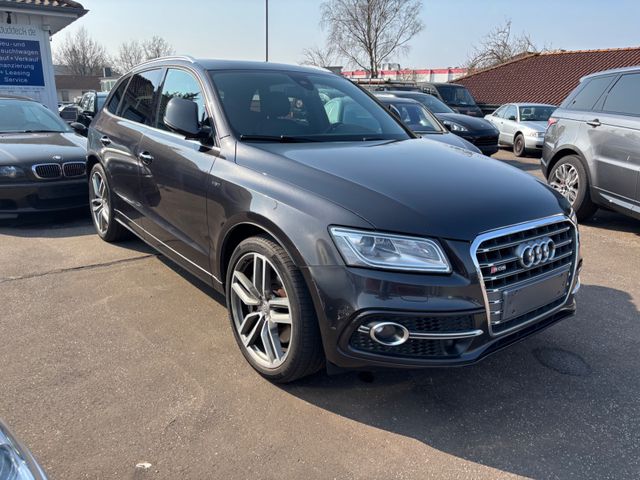 Audi SQ5 3.0 TFSI quattro/Navi+AHK+Panorama+LED