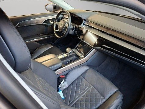 Audi A8 - Bild 11