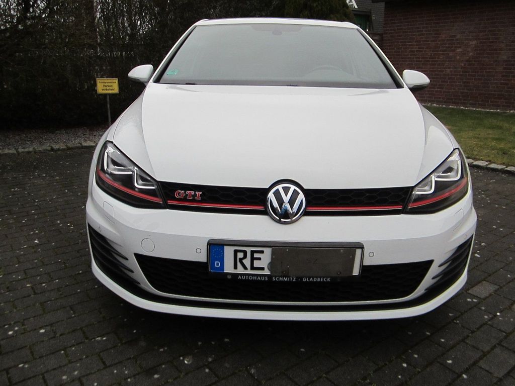 Image of Volkswagen Golf