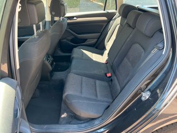 Volkswagen Passat Variant - 12