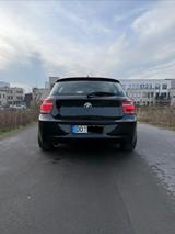 BMW 118i Sport Line Top Zustand - BMW 1er Reihe von privat
