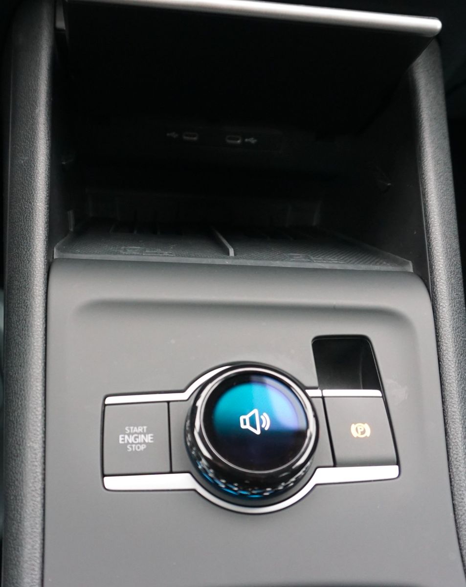 Fahrzeugabbildung Volkswagen Tiguan 2.0 TDI Kamera,Navi,LED, CarPlay, AHK el.