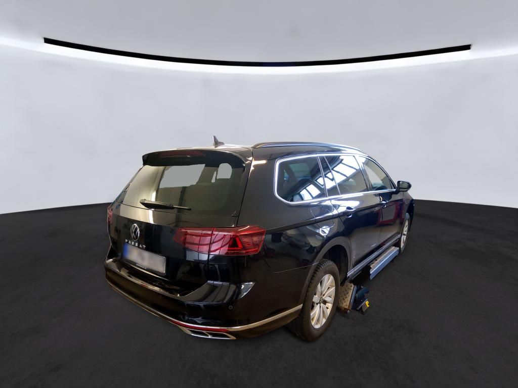 Volkswagen Passat Variant 2.0 TDI DSG 2x R-Line MATRIX VIRT imagem 2