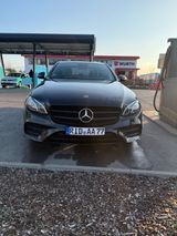 Mercedes-Benz  E350e AMG-Line / Night Paket 