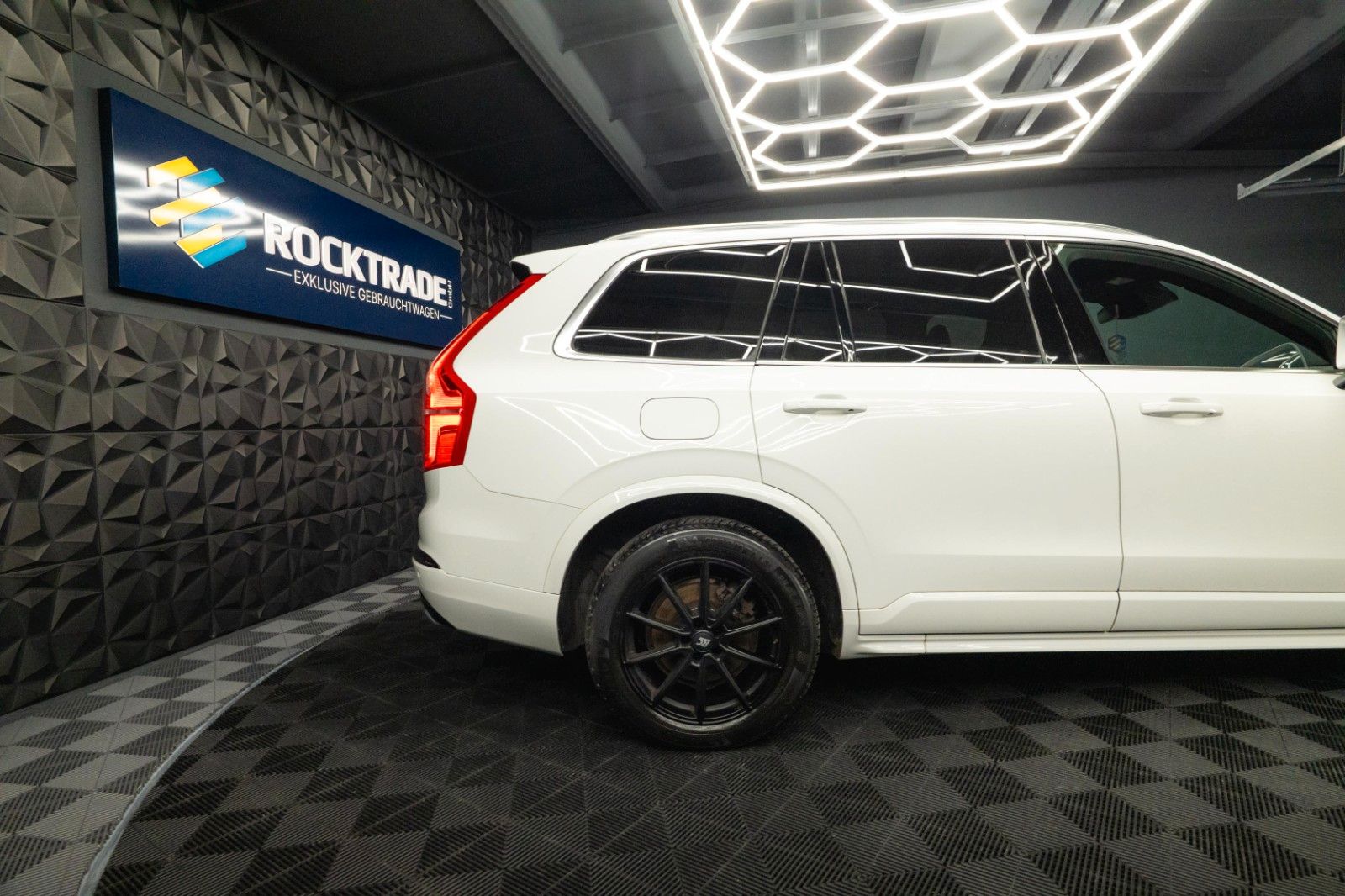 Fahrzeugabbildung Volvo XC90 R Design AWD Night-Paket | ACC | LED | DAB+