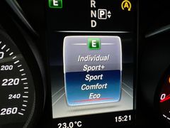 MERCEDES-BENZ C 200 CGI AVANTGARDE/ NUR 29.tKM / RENTNER/ MERCEDES-BENZ C 200 CGI AVANTGARDE/ NUR 29.tKM / RENTNER/