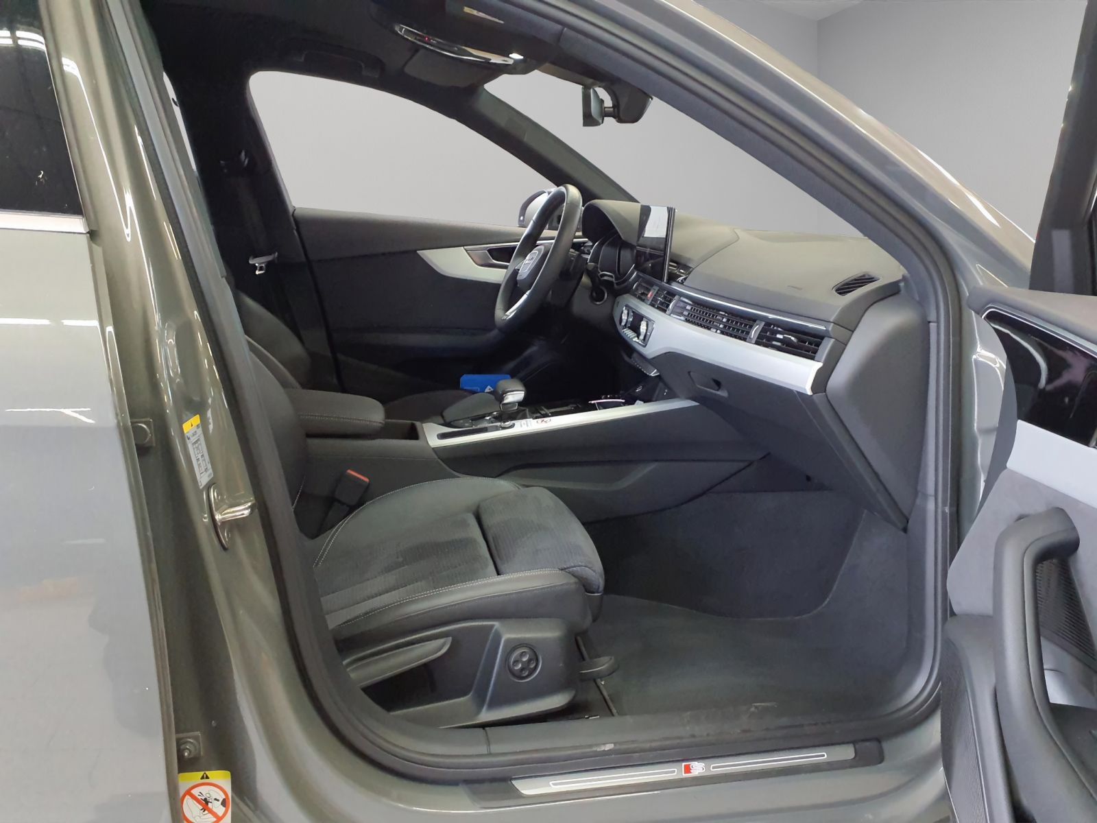 Audi A4 - Bild 13