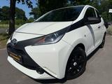 Toyota Aygo AYGO x/SCHECKHEFT/TOP ZUSTAND/ - gebrauchte Toyota Aygo (X) aus dem Jahr 2015