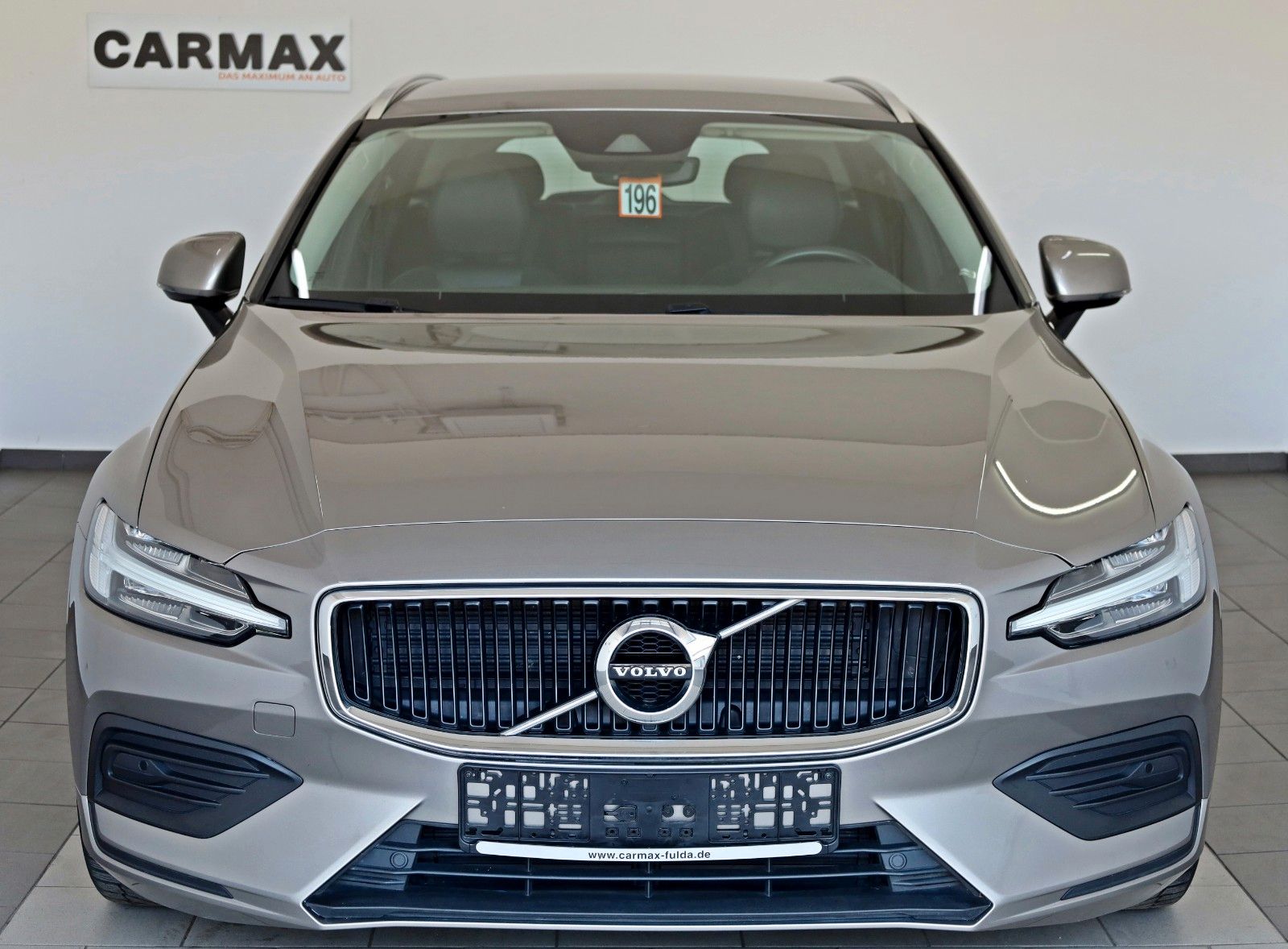 Fahrzeugabbildung Volvo V60 Kombi Momentum Pro T.Leder,Navi,LED,AppleCar
