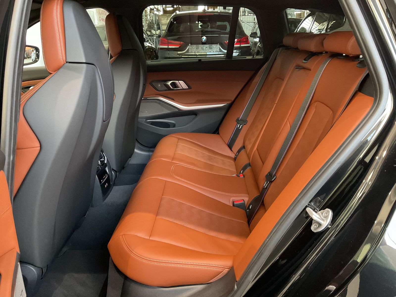 Fahrzeugabbildung BMW M3 Touring Sitzbelüftung, H&K Surround System, K