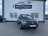 Volkswagen Tiguan Track & Field 4Motion - Volkswagen Tiguan: Track Field