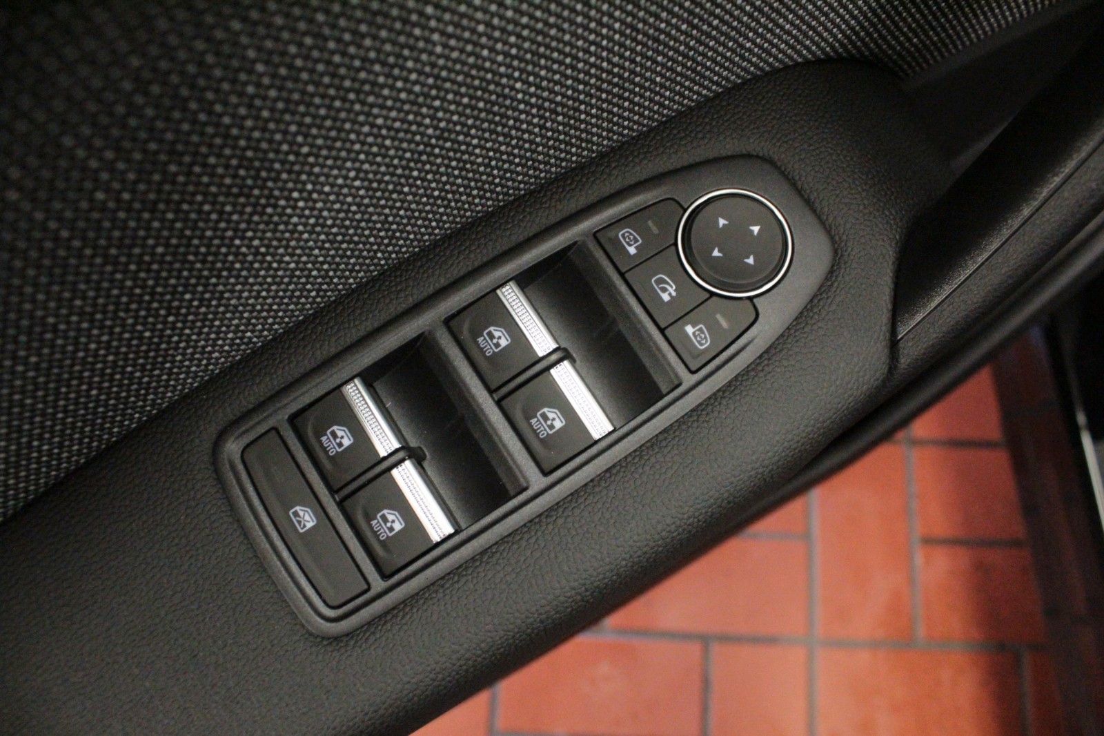 Fahrzeugabbildung Renault Symbioz E-Tech Full Hybrid 145 Techno *Winterp.*