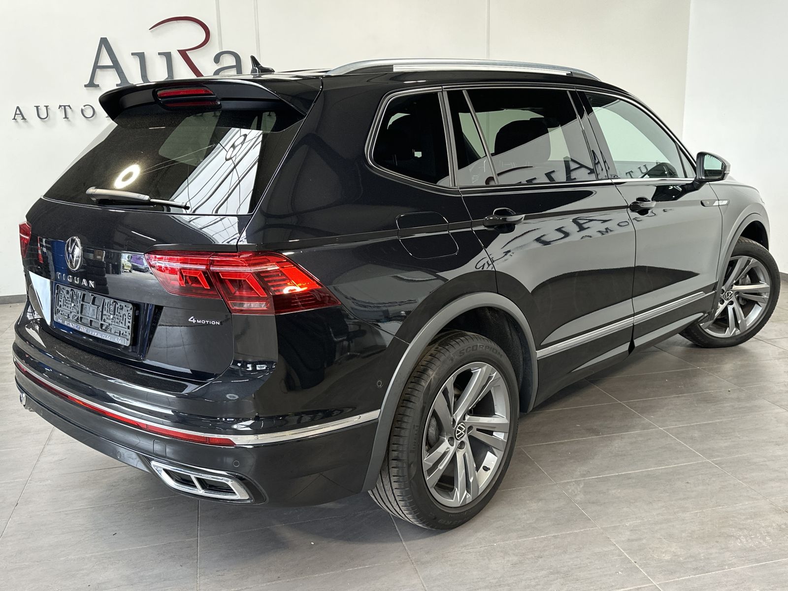Fahrzeugabbildung Volkswagen Tiguan Allspace 4Motion R-Line NAV+IQ-LIGHT+PANO