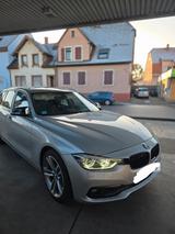 BMW 320d Touring - H&K/7Log. Sourroundsys.,M-Lenkrad - BMW: Kombi, 7