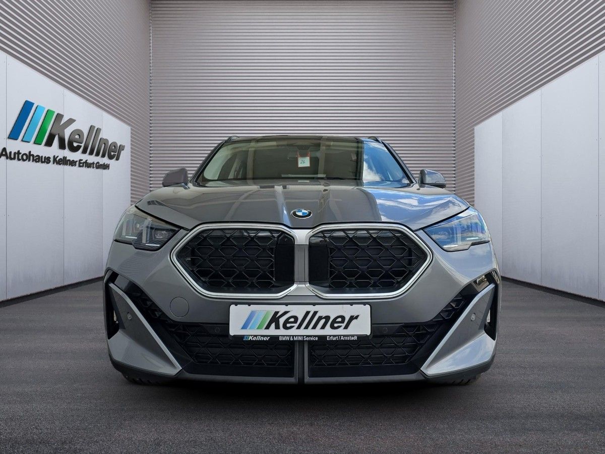 BMW X2 xDr. 20d AHK HUD PANO 360° H&K ICONIC ACC foto 3